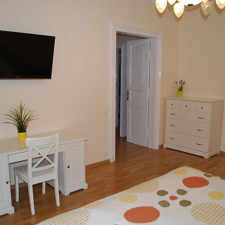 Jurincom Apartments Masaryka 카를로비바리 외부 사진