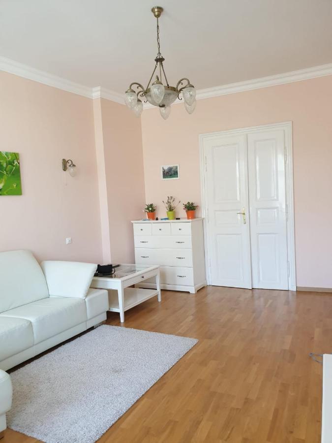 Jurincom Apartments Masaryka 카를로비바리 외부 사진