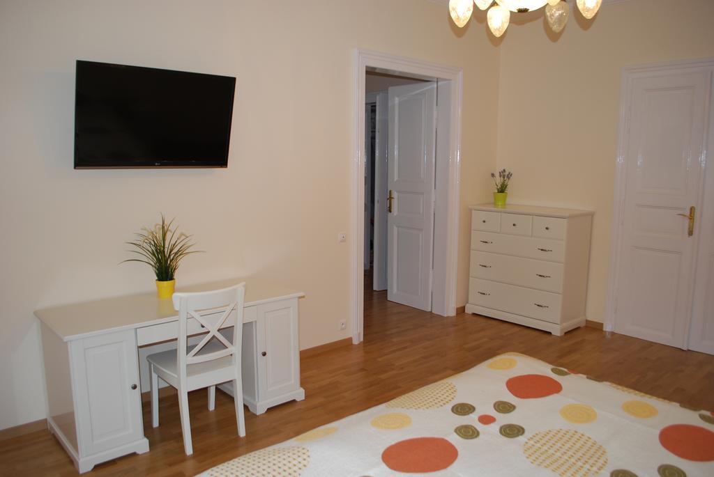 Jurincom Apartments Masaryka 카를로비바리 외부 사진